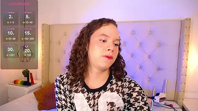 bycandy  online show from 11/23/25, 01:43