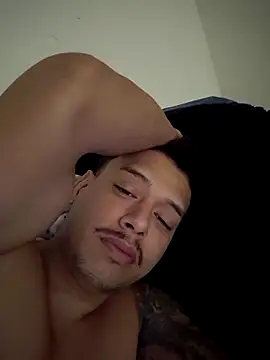 maicon9339 online show from 10/29/25, 11:03