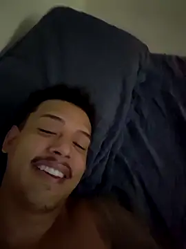 maicon9339 online show from 11/09/25, 09:19