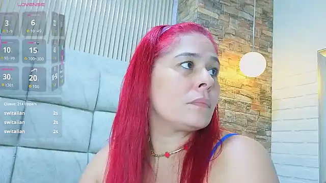 sofiagutierrez   online show from 11/17/25, 01:26