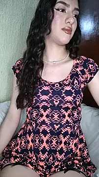 Emily-hottson online show from 11/15/25, 03:43