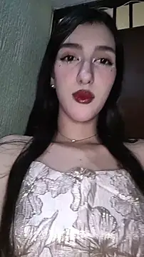 Snapshot of Emily-hottson chatting on 01/09/26, 05:25 Emily-hottson online show from 01/09/26, 05:25