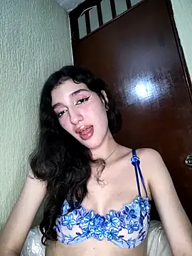 Emily-hottson online show from 10/23/25, 06:45