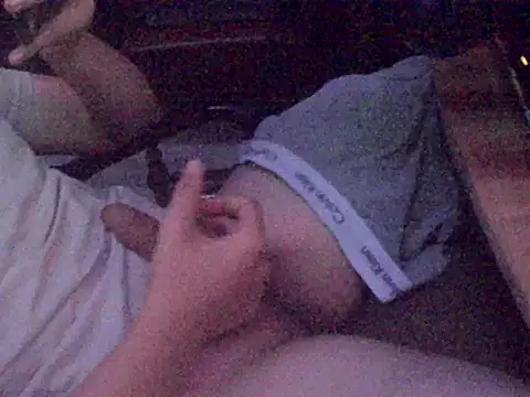 Snapshot of xderox318 chatting on 09/16/25, 10:00 xderox318 online show from 09/16/25, 10:00