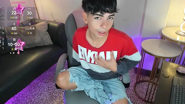 Snapshot of Peter_chase chatting on 11/19/25, 07:25 Peter chase online show from 11/19/25, 07:25