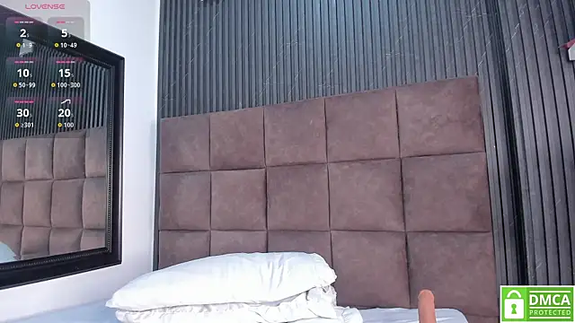 Scarlet  Jones  online show from 03/30/26, 03:19