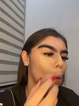 SofiaFontaiine online show from 11/20/25, 04:13