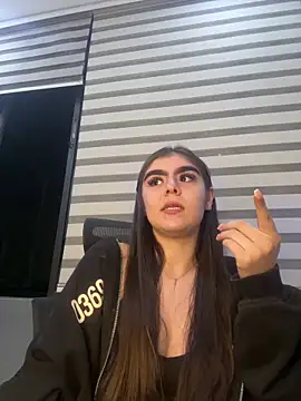 SofiaFontaiine online show from 11/13/25, 03:32