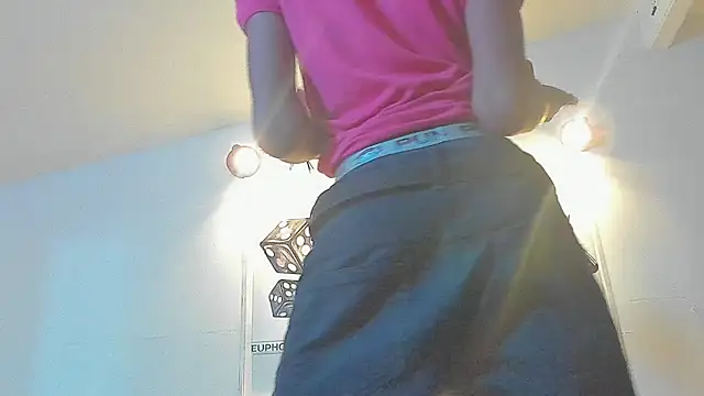 Snapshot of Sebastian_Ortizdy chatting on 09/26/25, 03:35 Sebastian Ortizdy online show from 09/26/25, 03:35