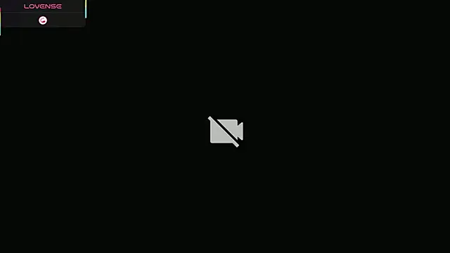 Snapshot of Angel-dragun chatting on 09/25/25, 03:23 Angel-dragun online show from 09/25/25, 03:23