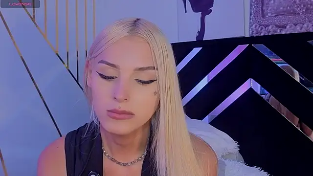 Angel-dragun online show from 04/14/26, 03:11