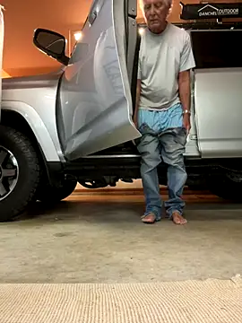 Nataku10 online show from 11/05/25, 09:51