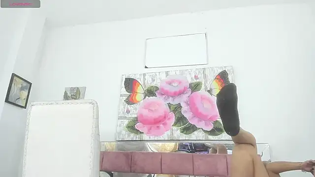 Snapshot of barbie_ds chatting on 11/21/25, 12:04 barbie ds online show from 11/21/25, 12:04