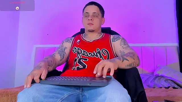 denis munera online show from 09/22/25, 10:54