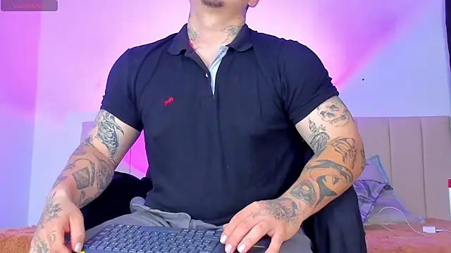 denis munera online show from 09/19/25, 10:52