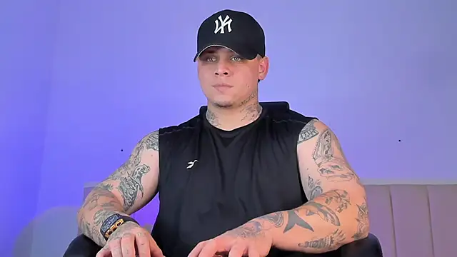 denis munera online show from 11/25/25, 04:35