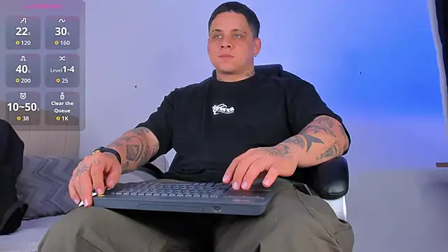 denis munera online show from 10/25/25, 10:36