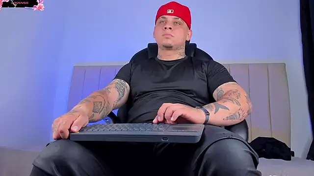 denis munera online show from 03/06/26, 06:14