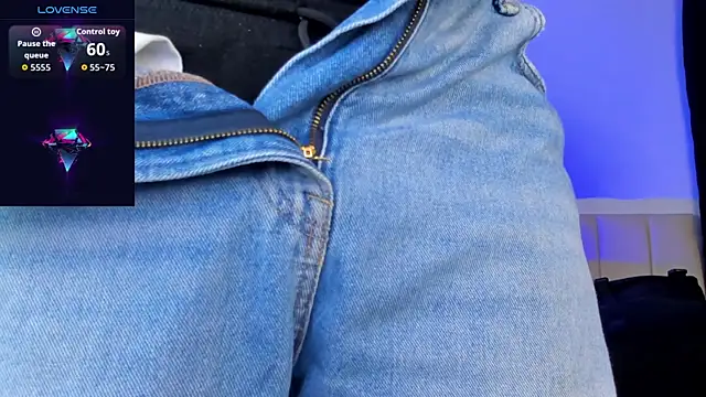 denis munera online show from 09/21/25, 03:28