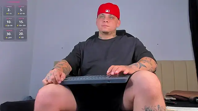 denis munera online show from 12/20/25, 02:20