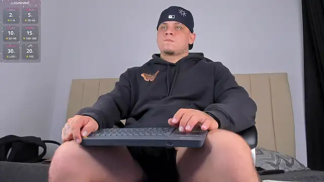 denis munera online show from 03/26/26, 11:41