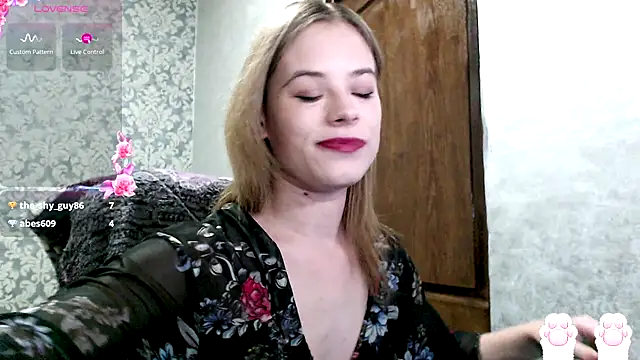 Kate  Loves online show from 09/30/25, 05:30