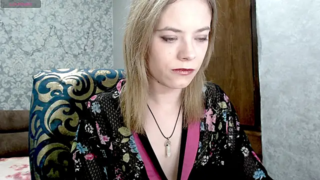 Snapshot of Kate__Loves chatting on 01/11/26, 07:32 Kate Loves online show from 01/11/26, 07:32