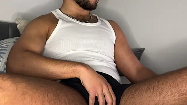 bosskaan12 online show from 05/17/26, 02:17