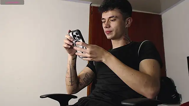 jaico santos online show from 11/04/25, 11:19