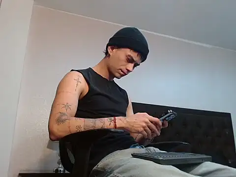 Snapshot of jaico_santos chatting on 09/17/25, 11:07 jaico santos online show from 09/17/25, 11:07