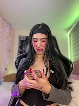 camila1 torres  online show from 04/18/26, 08:20