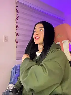 camila1 torres  online show from 11/27/25, 02:56