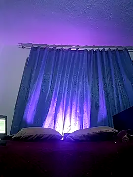 VioletStonee1 online show from 10/08/25, 02:24