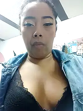 Ebony-Goddess19 online show from 10/09/25, 05:24