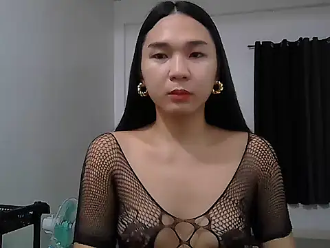 cumslut selena69 online show from 05/18/26, 10:36