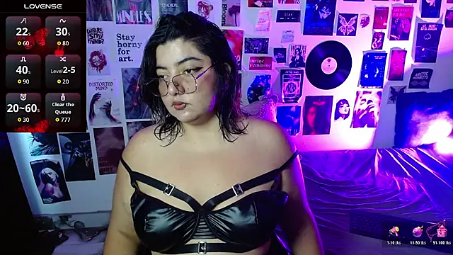 Roxy f w online show from 04/06/26, 02:40