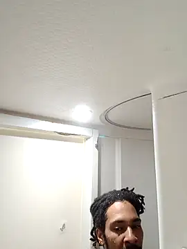 Snapshot of Mikaaa97 chatting on 04/11/26, 10:19 Mikaaa97 online show from 04/11/26, 10:19