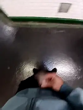 Snapshot of Mikaaa97 chatting on 03/28/26, 11:33 Mikaaa97 online show from 03/28/26, 11:33