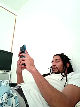 Snapshot of Mikaaa97 chatting on 10/05/25, 12:29 Mikaaa97 online show from 10/05/25, 12:29