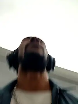 Snapshot of Mikaaa97 chatting on 03/31/26, 11:01 Mikaaa97 online show from 03/31/26, 11:01