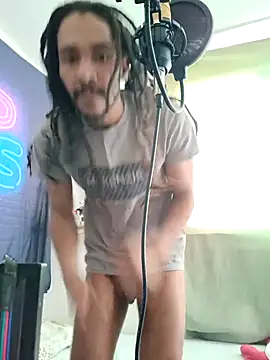 Snapshot of Mikaaa97 chatting on 02/21/26, 12:07 Mikaaa97 online show from 02/21/26, 12:07