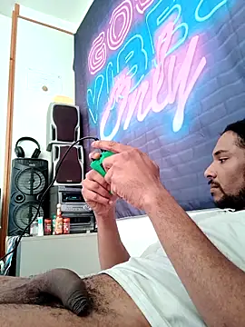 Snapshot of Mikaaa97 chatting on 03/03/26, 01:18 Mikaaa97 online show from 03/03/26, 01:18