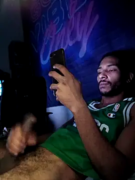 Snapshot of Mikaaa97 chatting on 02/15/26, 02:56 Mikaaa97 online show from 02/15/26, 02:56