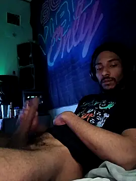 Snapshot of Mikaaa97 chatting on 03/29/26, 01:51 Mikaaa97 online show from 03/29/26, 01:51