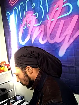 Snapshot of Mikaaa97 chatting on 01/13/26, 01:26 Mikaaa97 online show from 01/13/26, 01:26