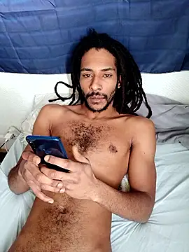 Snapshot of Mikaaa97 chatting on 01/14/26, 01:37 Mikaaa97 online show from 01/14/26, 01:37