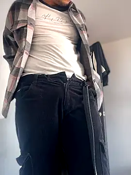 tomy hot20 online show from 11/12/25, 01:48