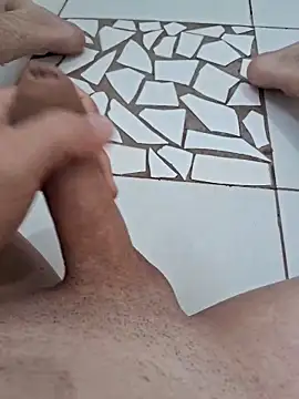 rafaelsouzzaa online show from 11/08/25, 10:41