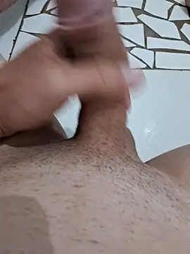 rafaelsouzzaa online show from 03/21/26, 12:12