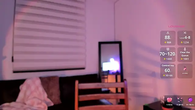 SarahCastillo  online show from 10/23/25, 04:44